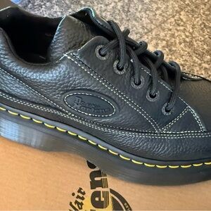 Dr. Martens Black Leather Buzz Milled Nappa